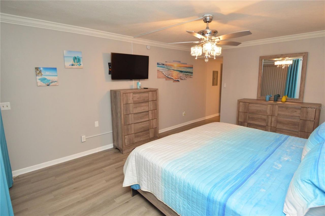 4908 38th Way S, Unit 501, Saint Petersburg, FL 33711 Photo