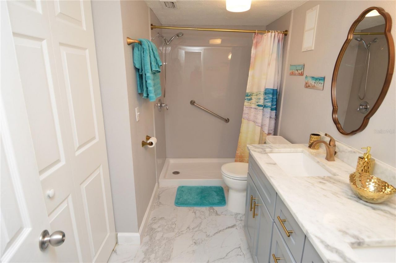 4908 38th Way S, Unit 501, Saint Petersburg, FL 33711 Photo