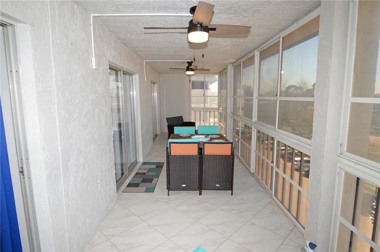 4908 38th Way S, Unit 501, Saint Petersburg, FL 33711 Photo