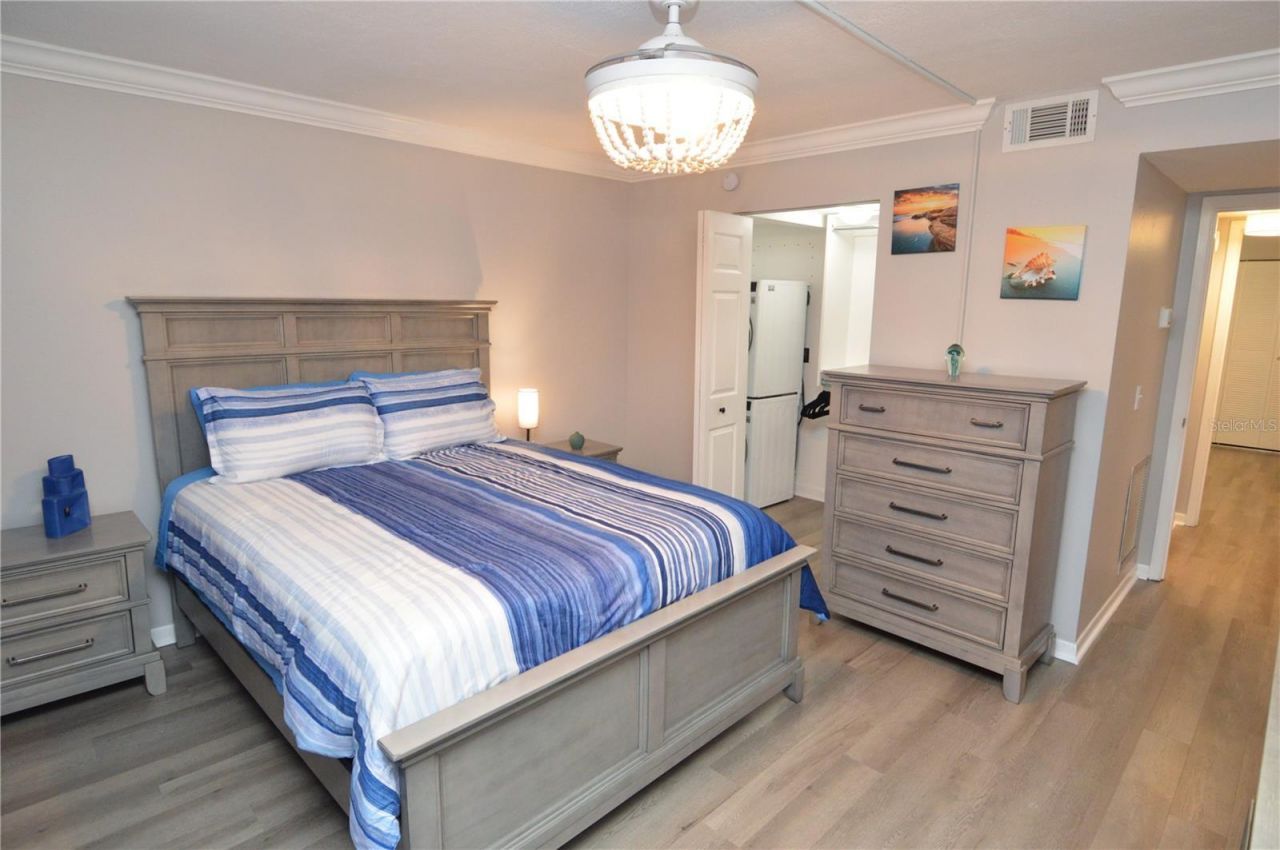 4908 38th Way S, Unit 501, Saint Petersburg, FL 33711 Photo