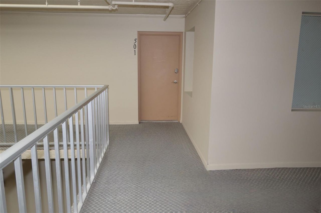 4908 38th Way S, Unit 501, Saint Petersburg, FL 33711 Photo