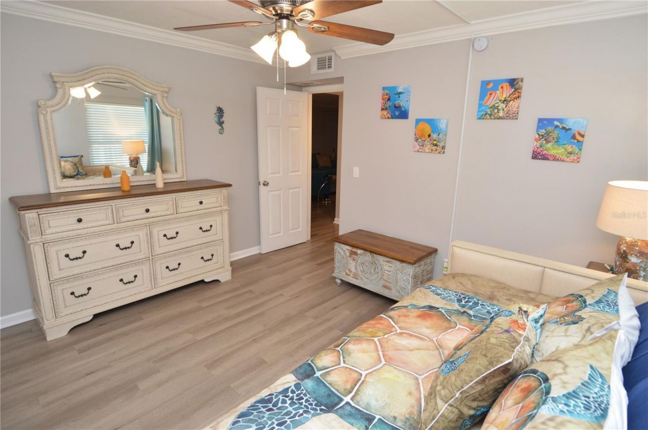 4908 38th Way S, Unit 501, Saint Petersburg, FL 33711 Photo