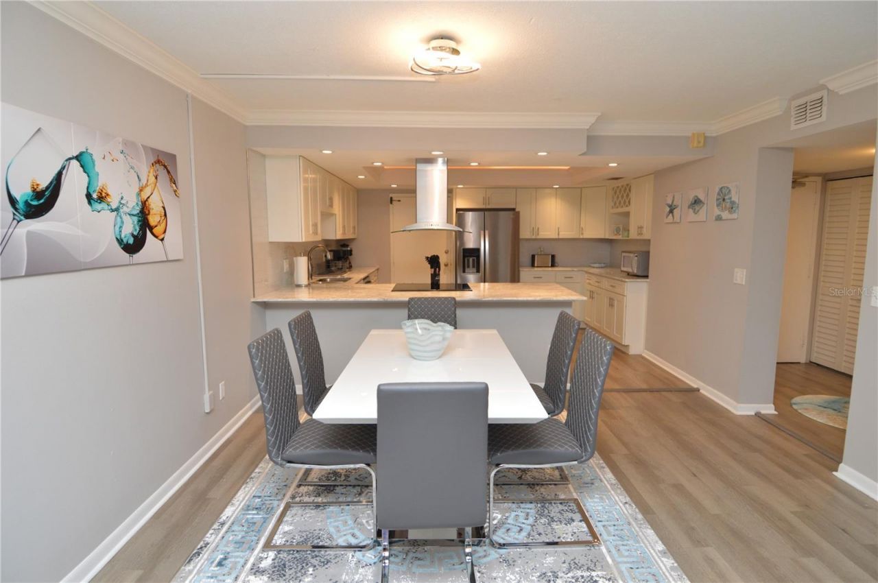 4908 38th Way S, Unit 501, Saint Petersburg, FL 33711 Photo