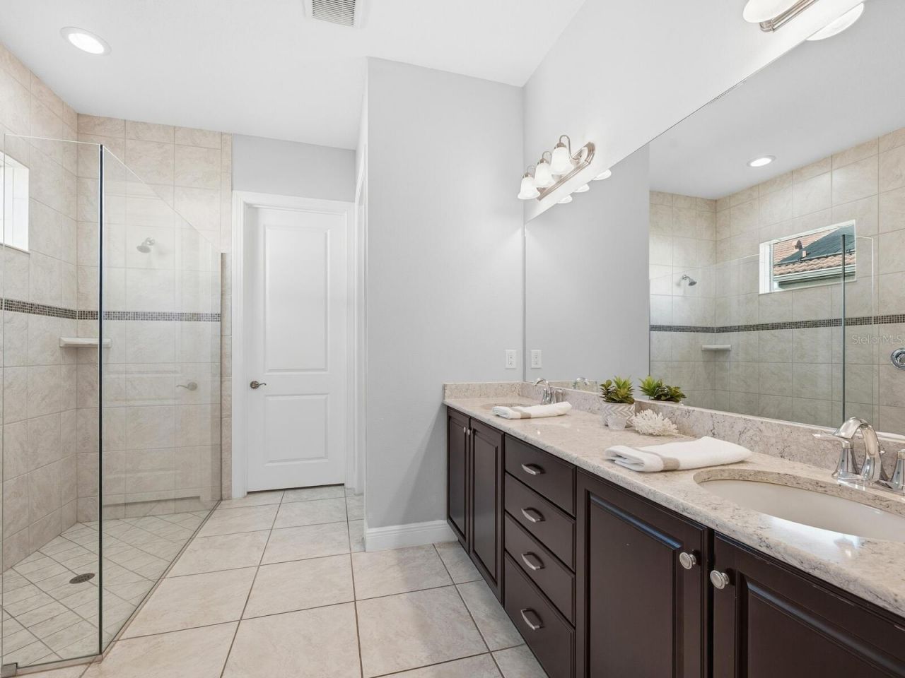 9817 Marbella Drive, Bradenton, FL 34211 Photo