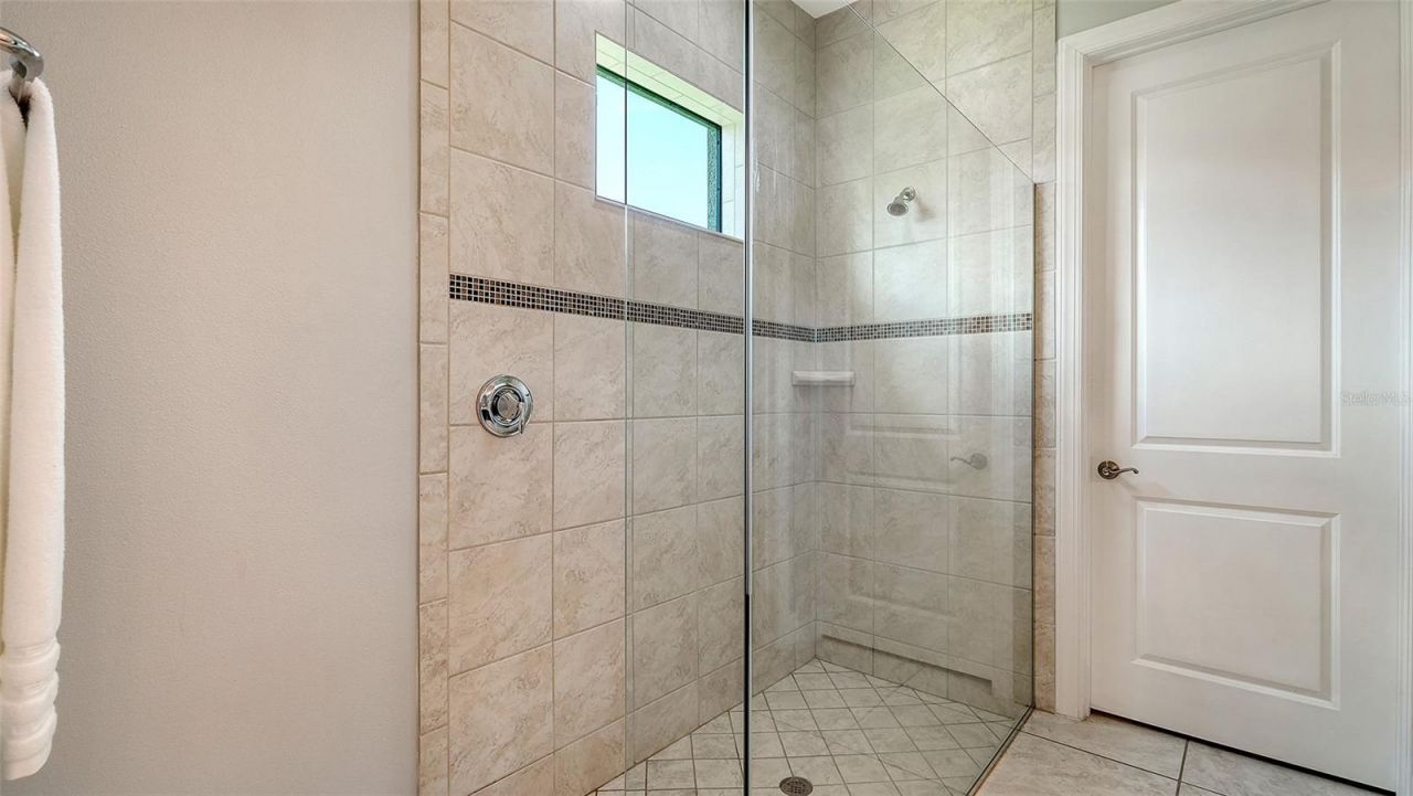 9817 Marbella Drive, Bradenton, FL 34211 Photo