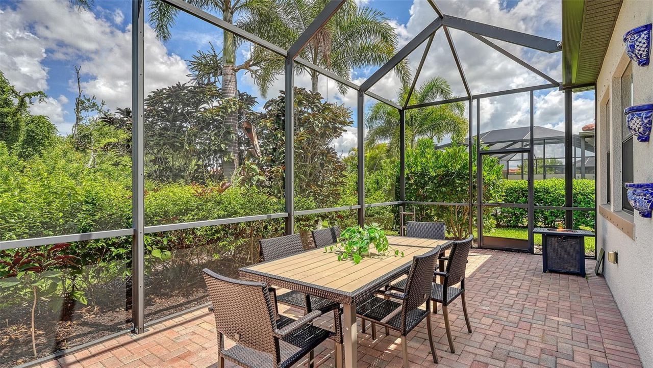 9817 Marbella Drive, Bradenton, FL 34211 Photo