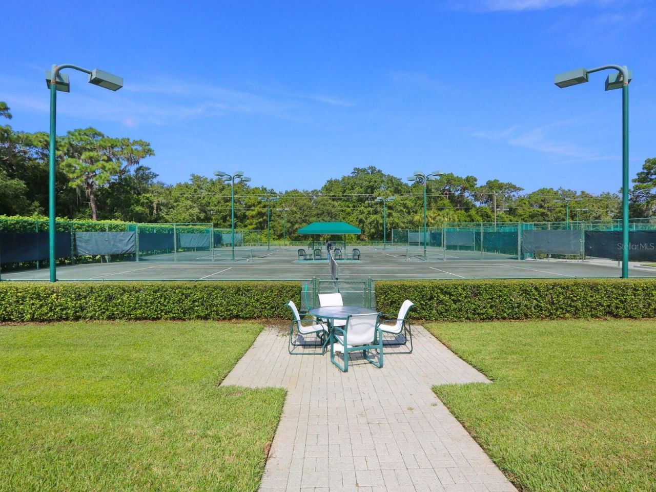 9817 Marbella Drive, Bradenton, FL 34211 Photo