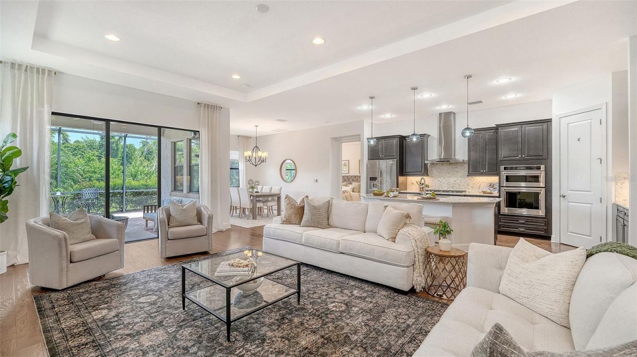 9817 Marbella Drive, Bradenton, FL 34211 Photo