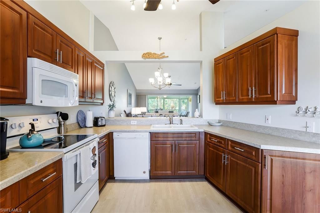 9022 Michael Cir, Unit 4, Naples, FL 34113 Photo