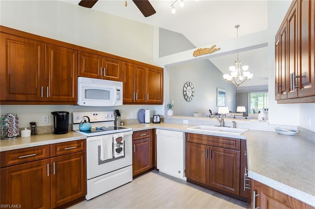 9022 Michael Cir, Unit 4, Naples, FL 34113 Photo