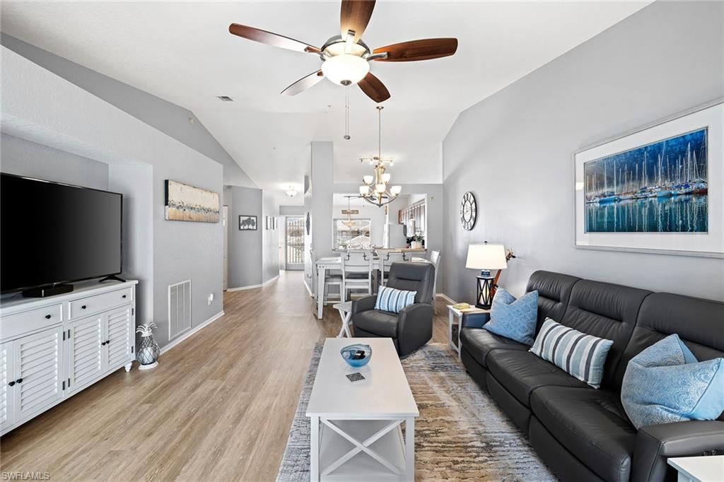 9022 Michael Cir, Unit 4, Naples, FL 34113 Photo