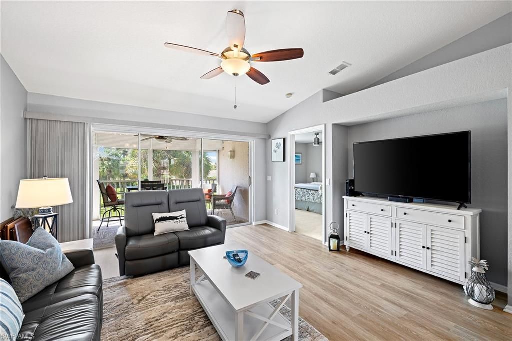9022 Michael Cir, Unit 4, Naples, FL 34113 Photo