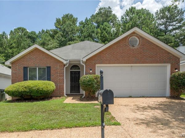 6521 Ash Hill Drive, Tuscaloosa, AL 35405
