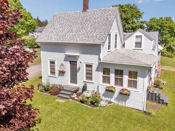672 Spruce Head Road, South Thomaston, ME 04858