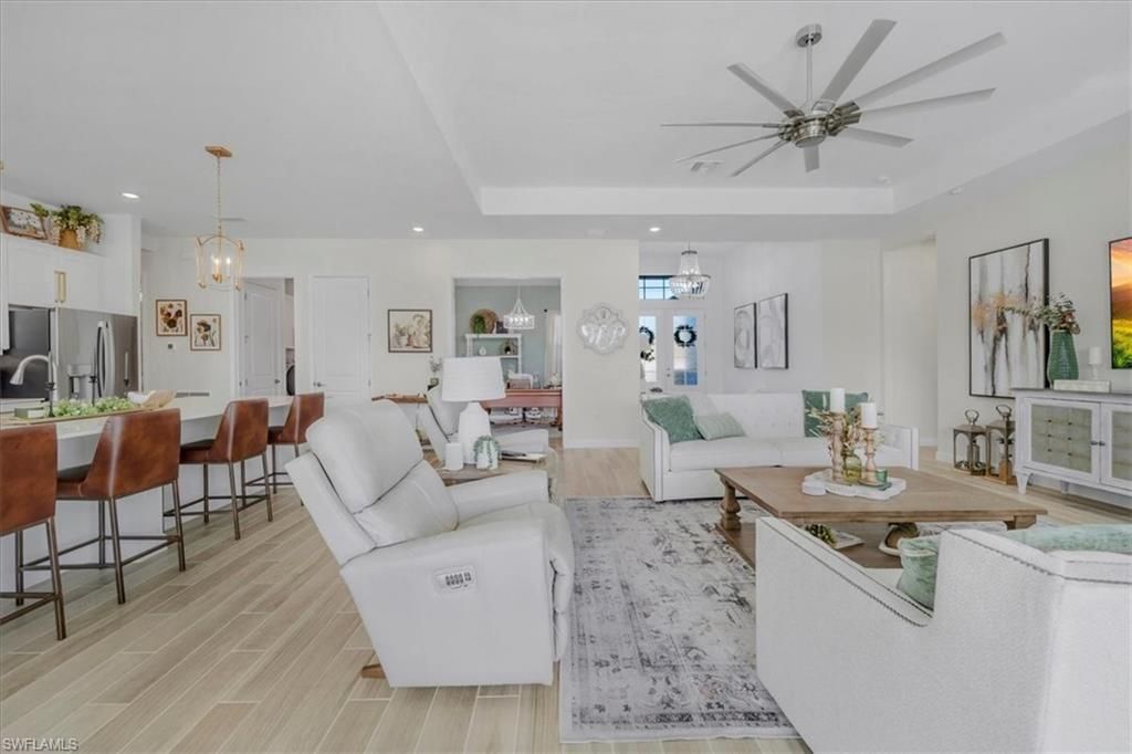 1211 SE 10th Ave , Cape Coral, FL 33990 Photo