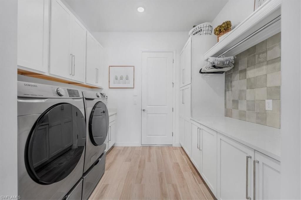 1211 SE 10th Ave , Cape Coral, FL 33990 Photo