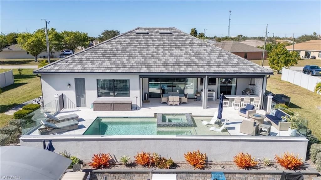 1211 SE 10th Ave , Cape Coral, FL 33990 Photo