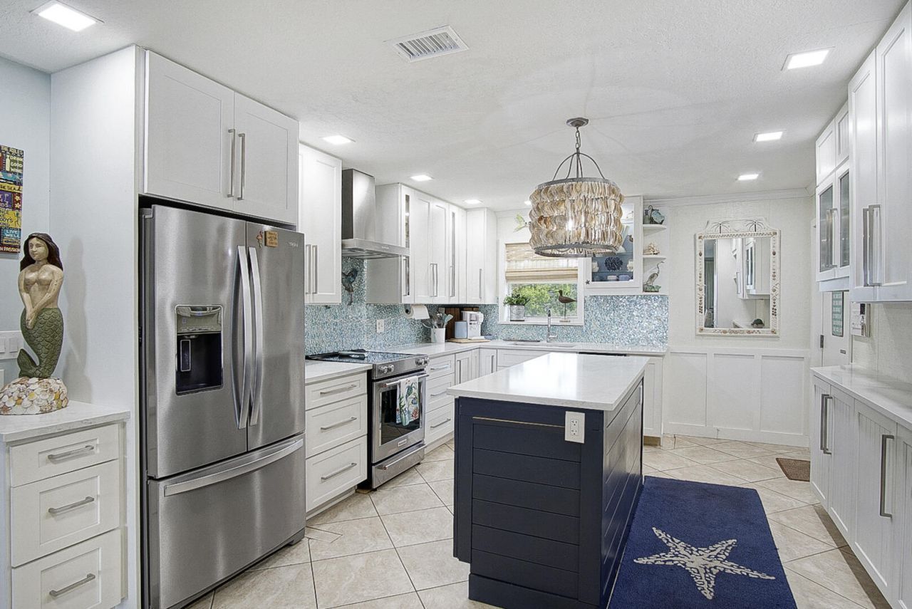 1177 Bayshore Drive, Unit 207, Fort Pierce, FL 34949 Photo