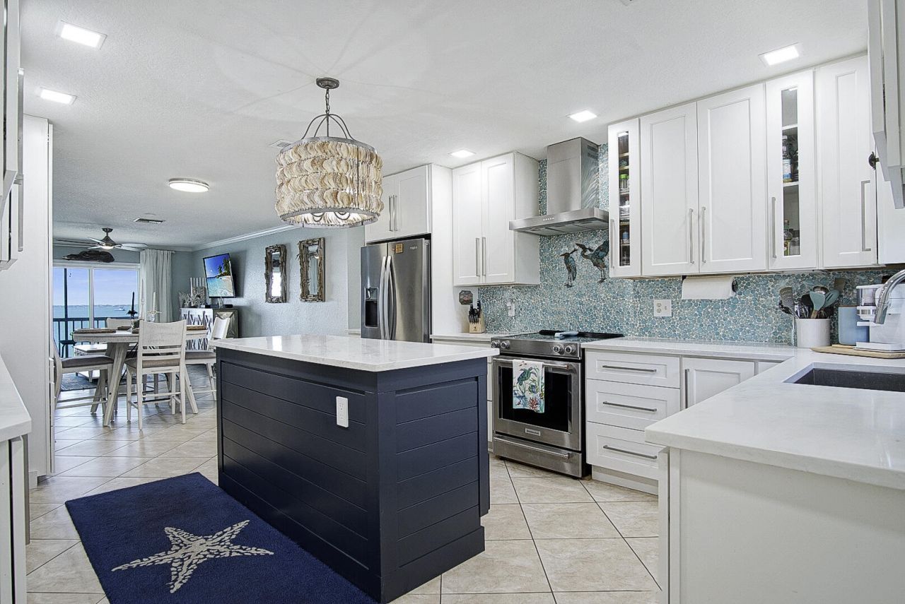 1177 Bayshore Drive, Unit 207, Fort Pierce, FL 34949 Photo