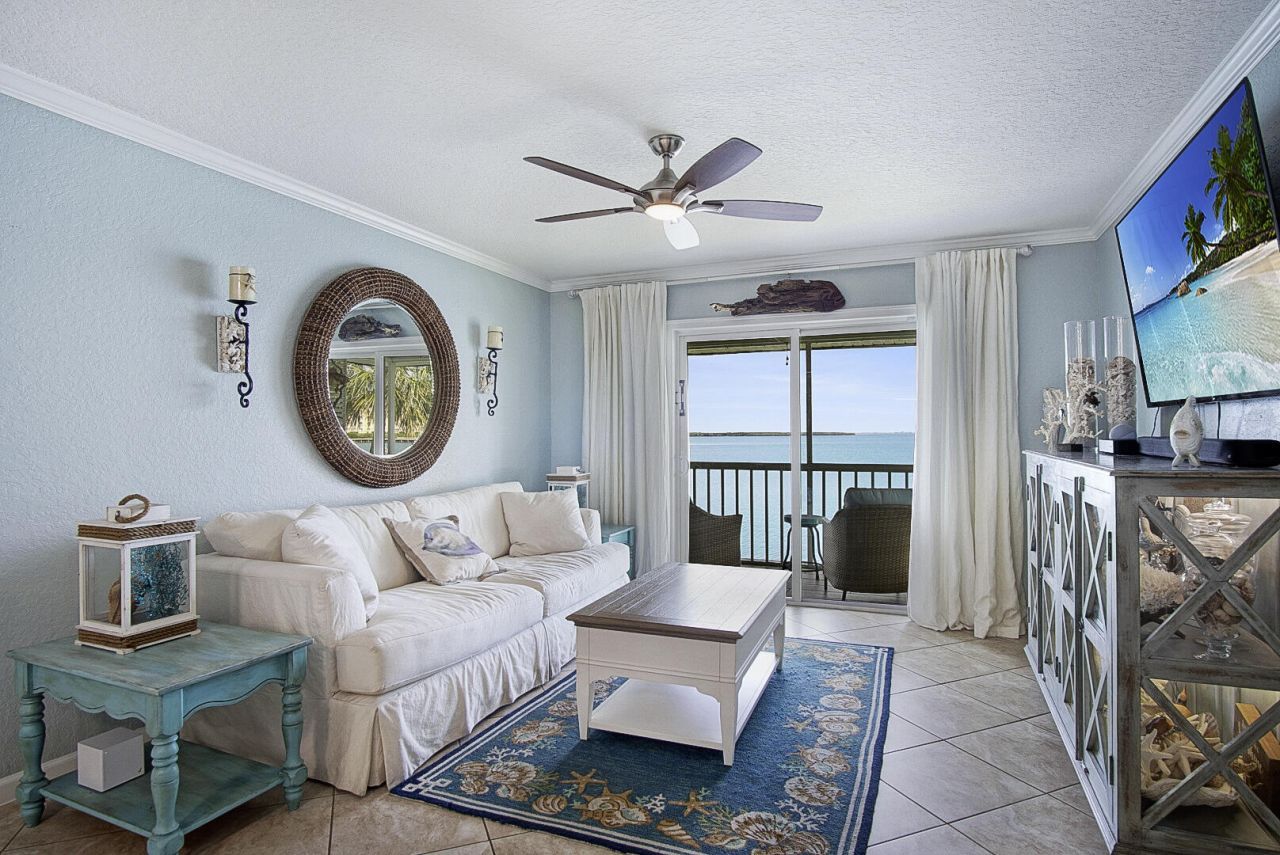 1177 Bayshore Drive, Unit 207, Fort Pierce, FL 34949 Photo