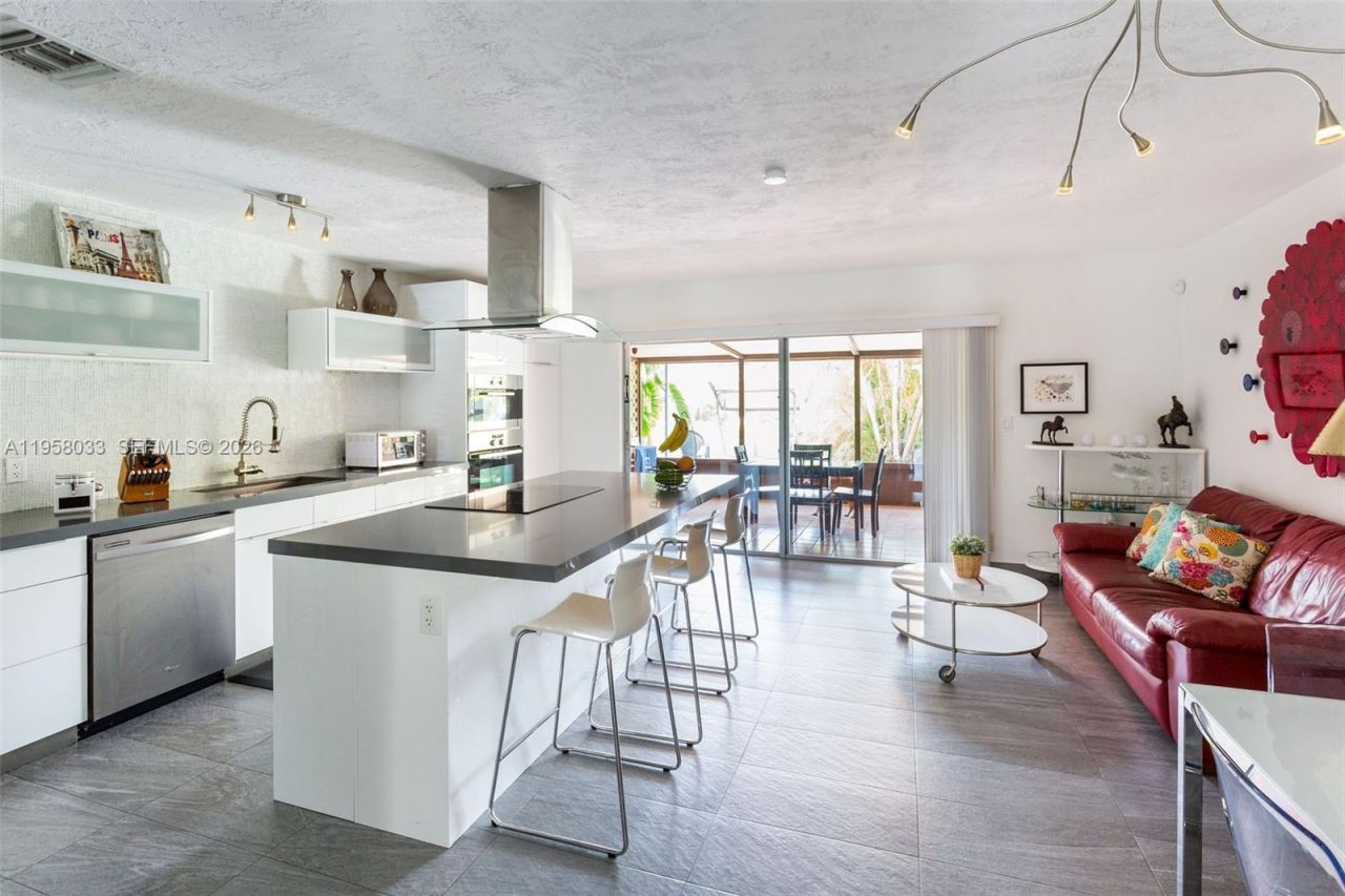 8514 SW 103rd Ave, Unit 8514, Miami, FL 33173 Photo