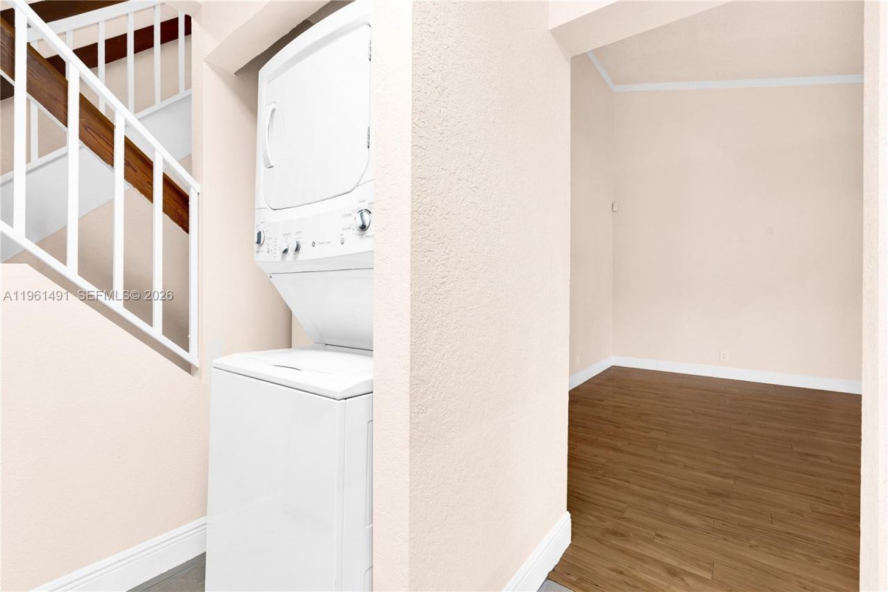 13864 SW 93rd Ln, Unit 13864, Miami, FL 33186 Photo