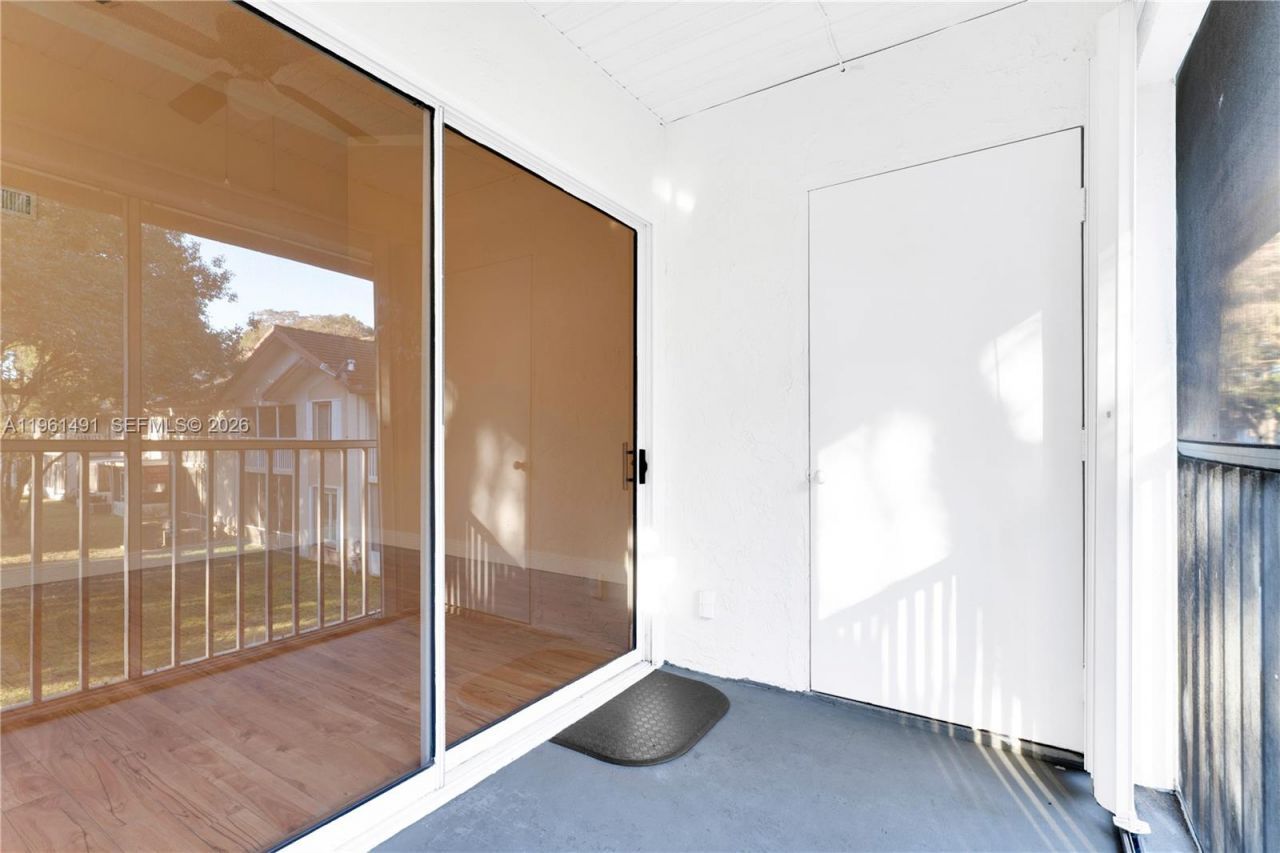 13864 SW 93rd Ln, Unit 13864, Miami, FL 33186 Photo