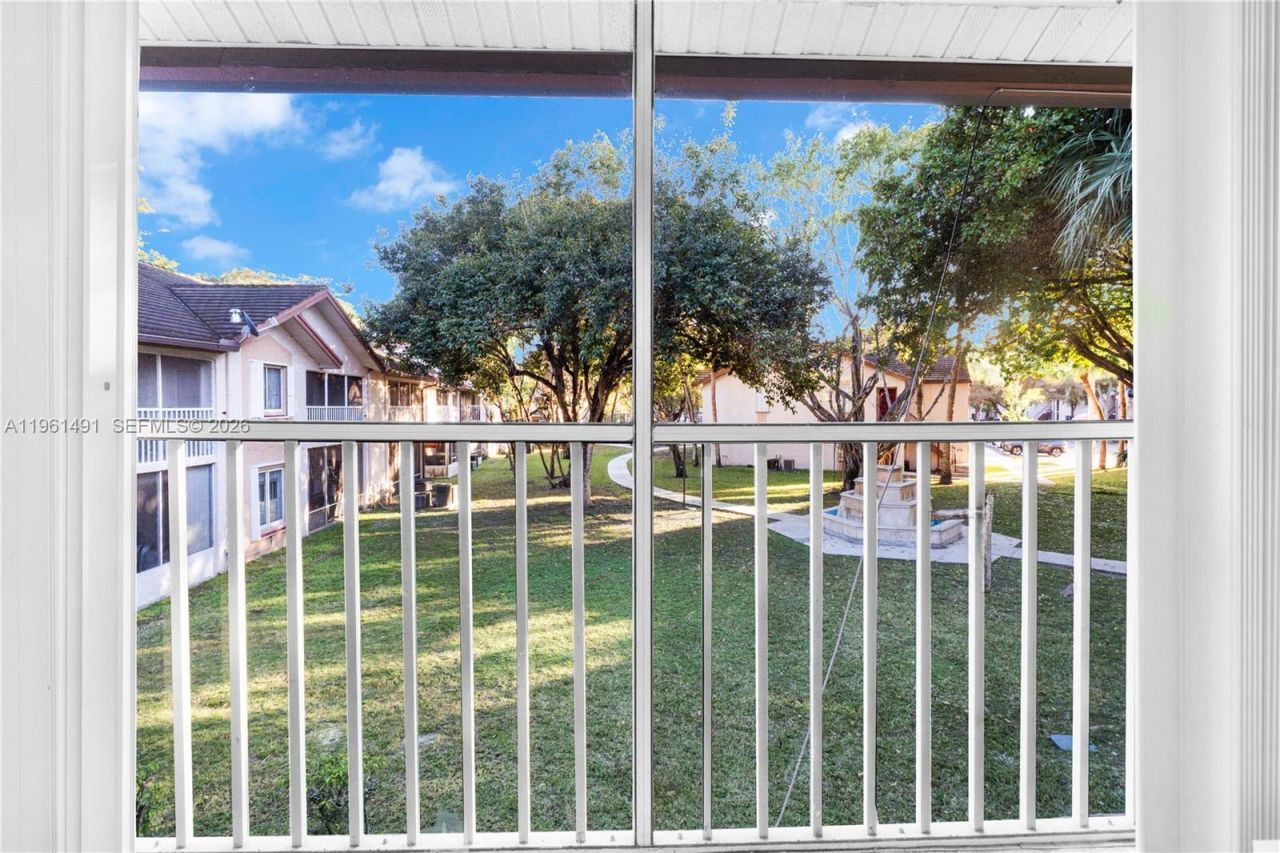 13864 SW 93rd Ln, Unit 13864, Miami, FL 33186 Photo