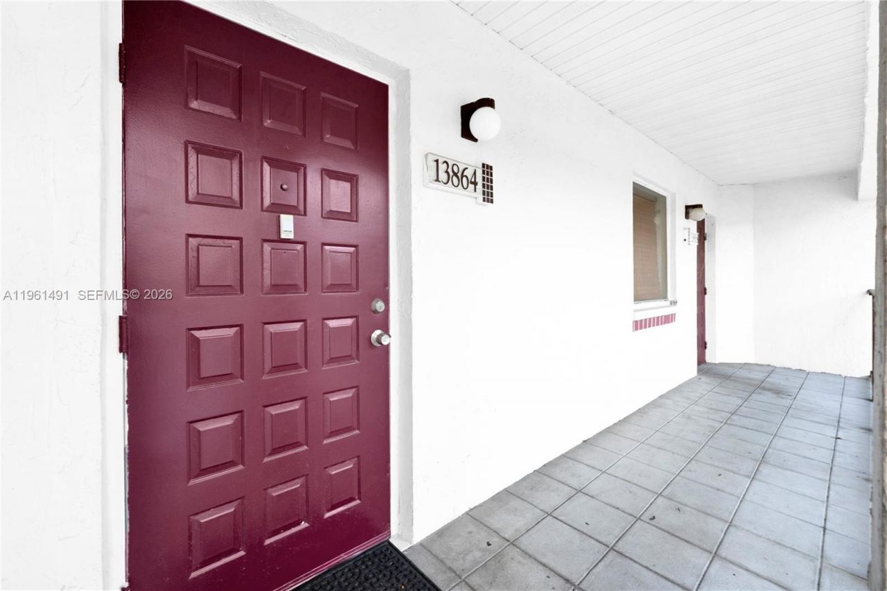 13864 SW 93rd Ln, Unit 13864, Miami, FL 33186 Photo