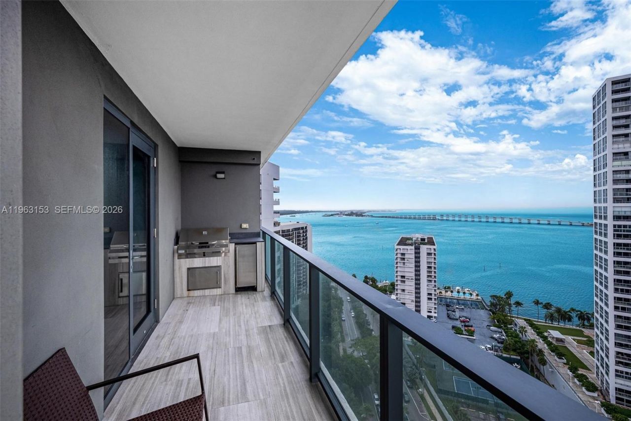 1451 Brickell Ave , Unit 2204, Miami, FL 33131 Photo