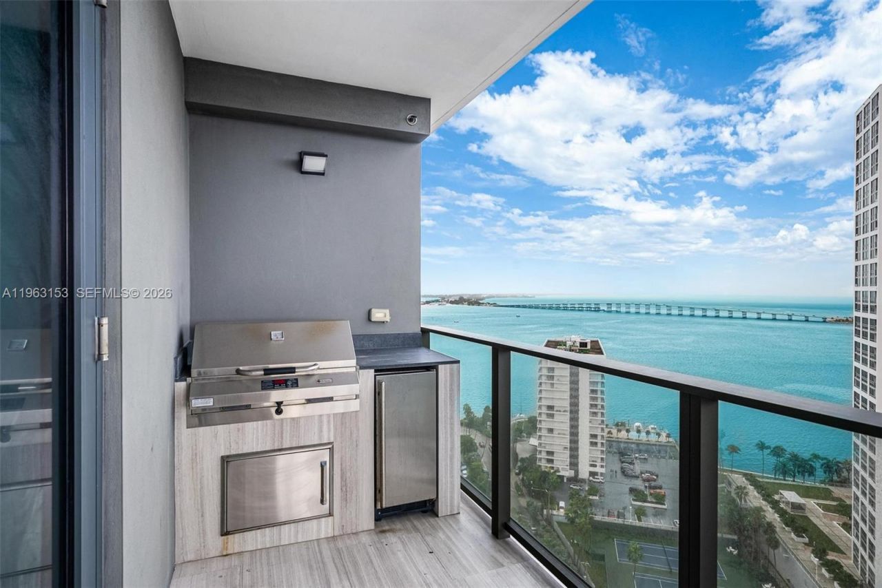 1451 Brickell Ave , Unit 2204, Miami, FL 33131 Photo