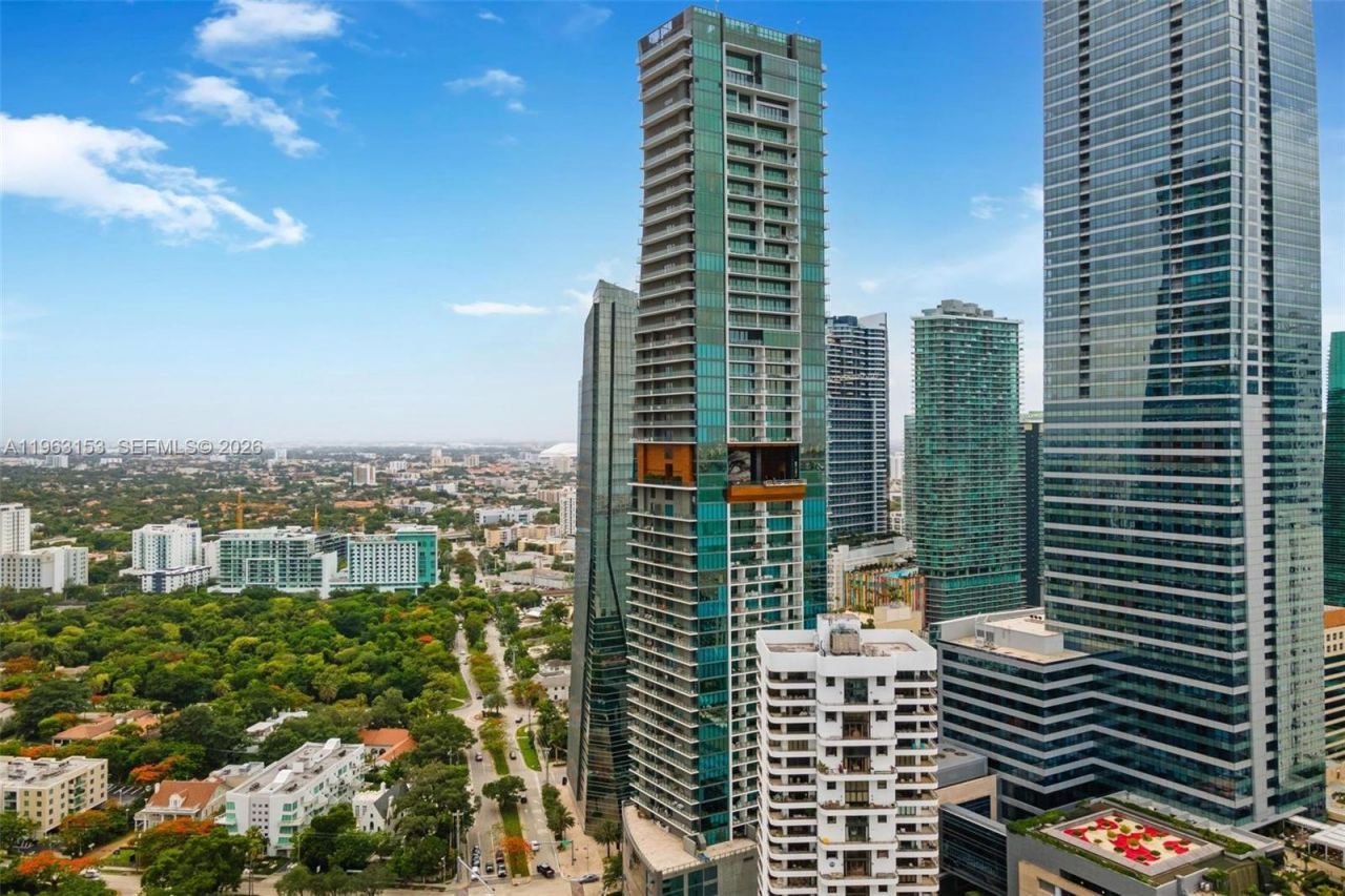 1451 Brickell Ave , Unit 2204, Miami, FL 33131 Photo