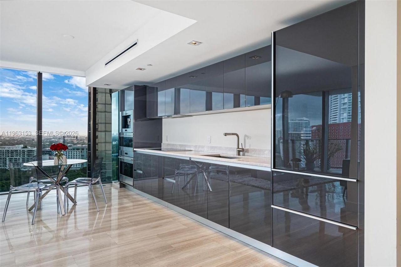 1451 Brickell Ave , Unit 2204, Miami, FL 33131 Photo