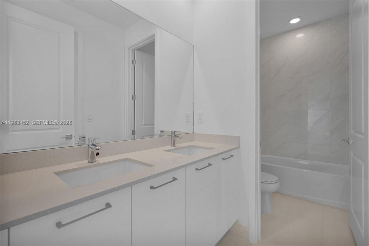 10386 SW 57th Ct, Cooper City, FL 33328 Photo