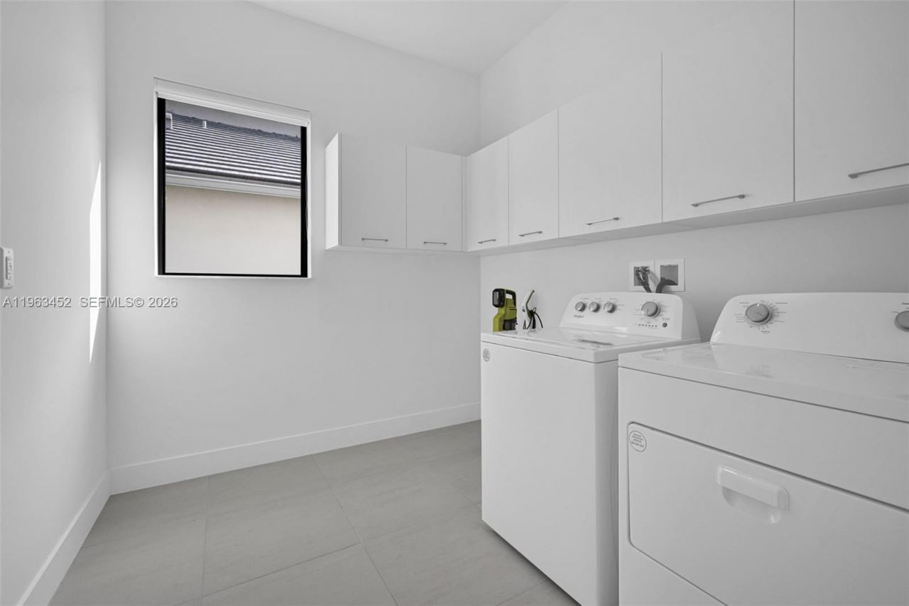 10386 SW 57th Ct, Cooper City, FL 33328 Photo