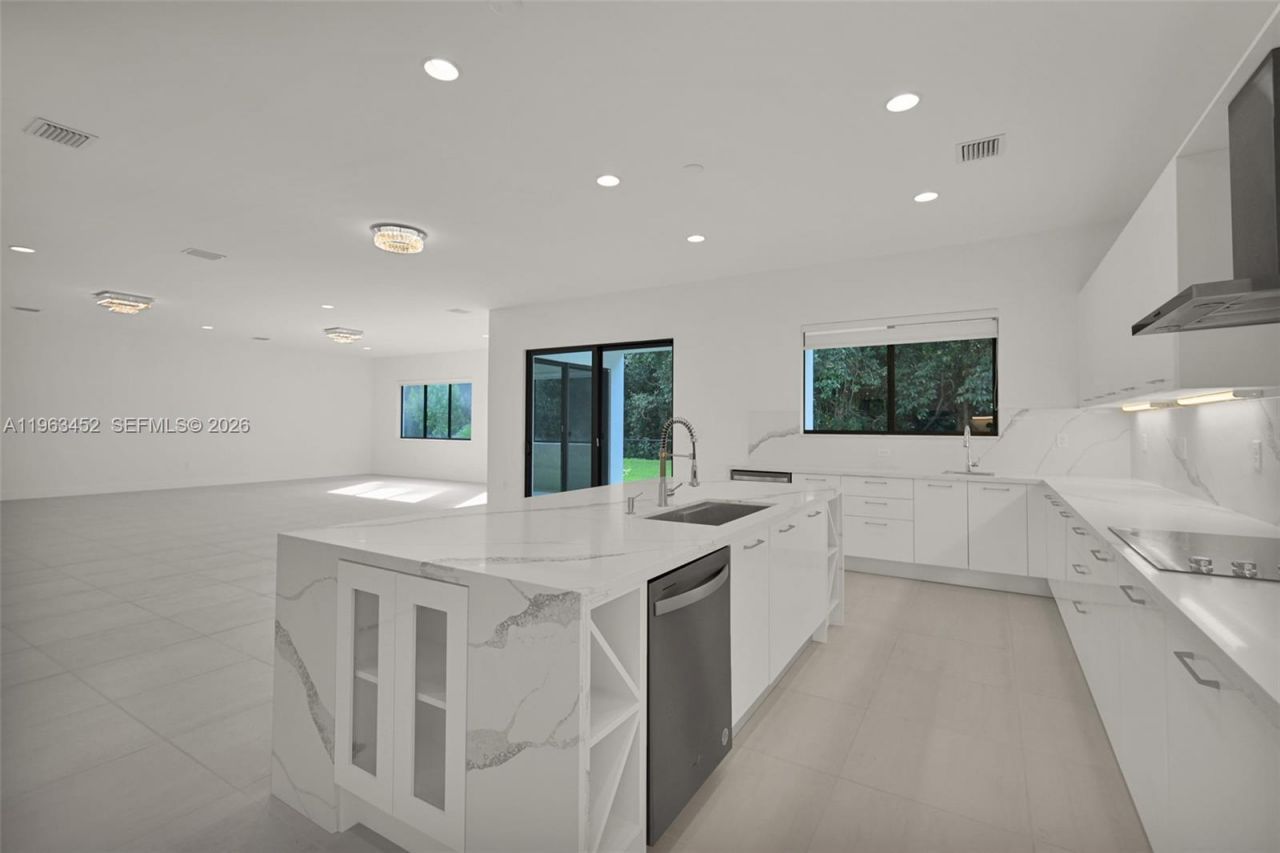 10386 SW 57th Ct, Cooper City, FL 33328 Photo