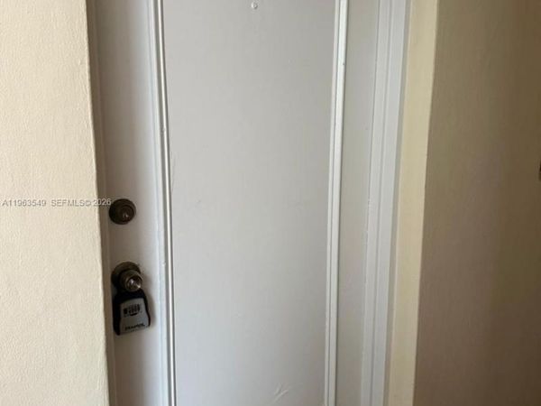 2008 N Jackson St, Unit B4, Hollywood, FL 33020