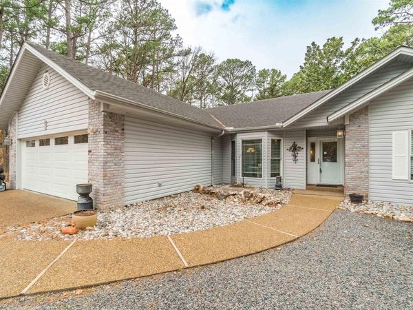 8 Fabero Lane, Hot Springs Village, AR 71909