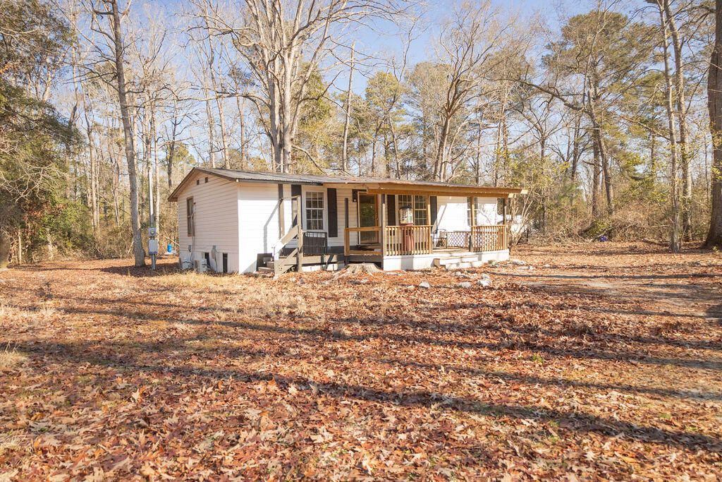 825 Glen Street Photo 4