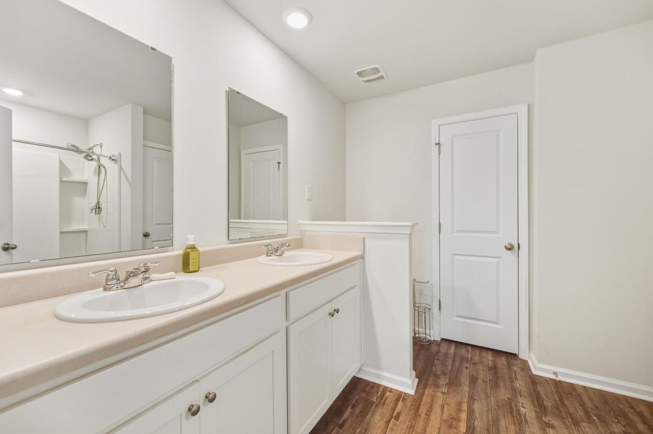 4712 Palm View Circle Photo 20