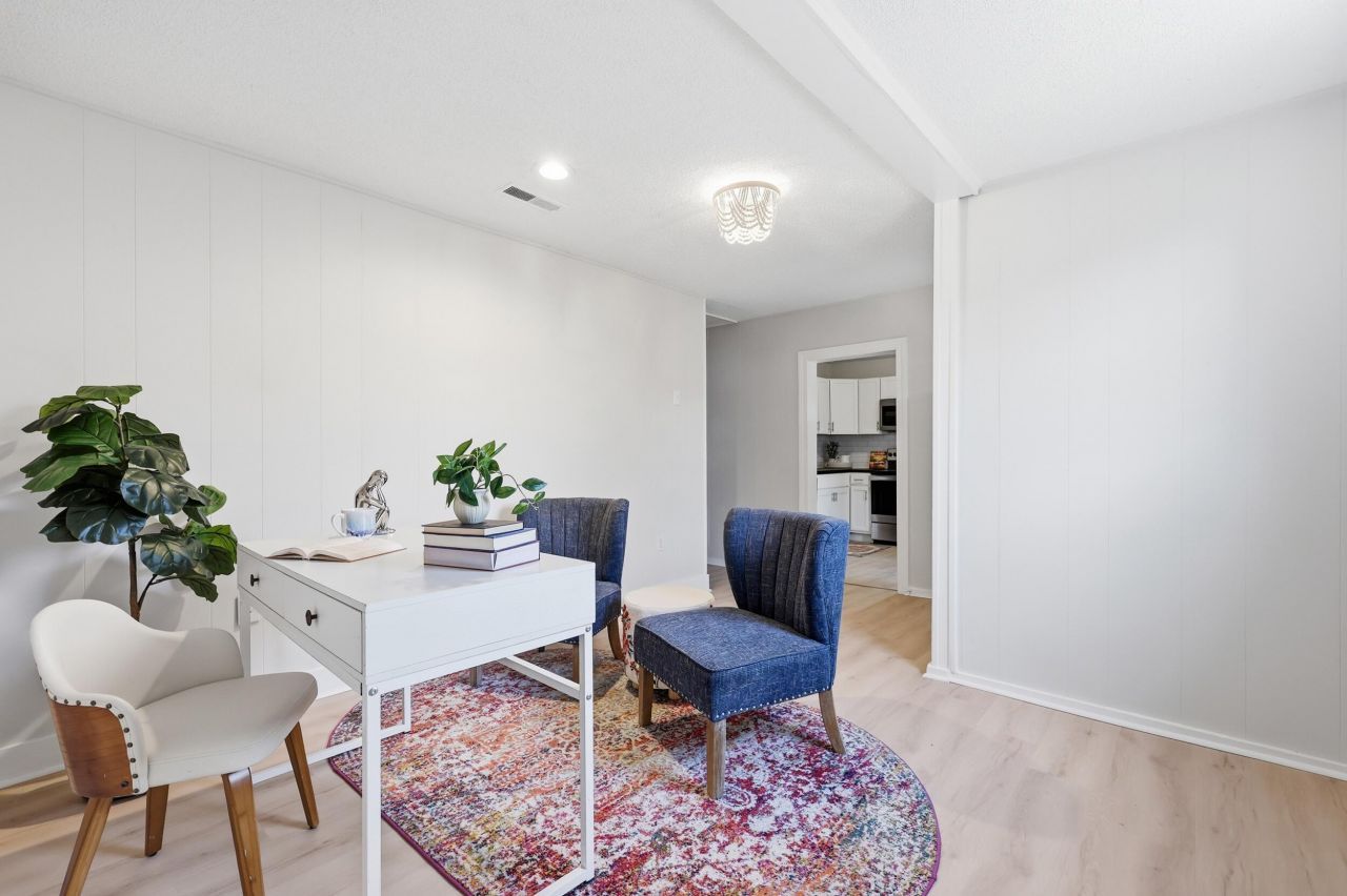 2211 Garfield Street Photo 10