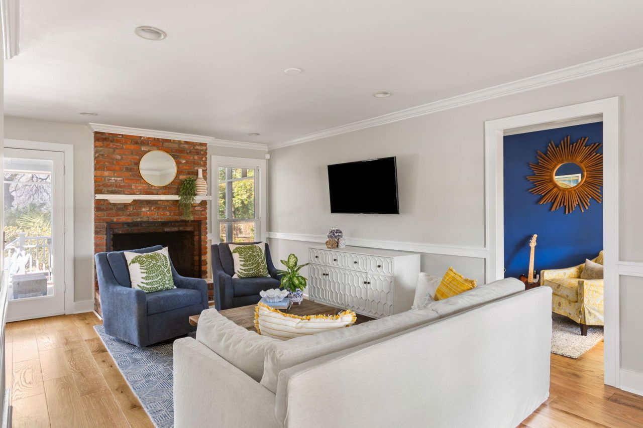 743 Gypsy Lane Photo 15