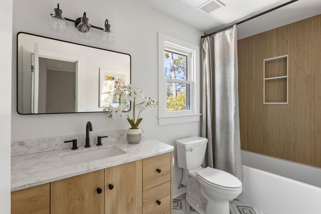 743 Gypsy Lane Photo 29