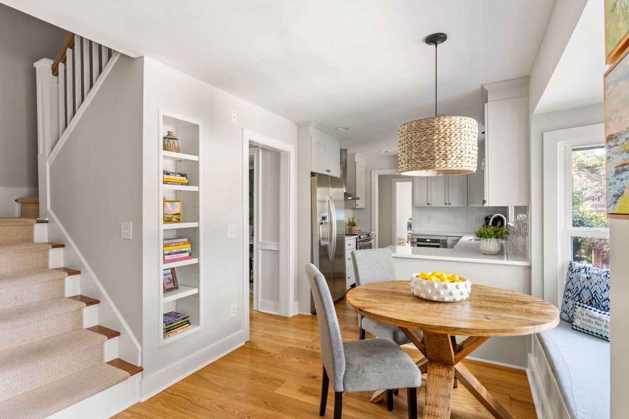 743 Gypsy Lane Photo 8