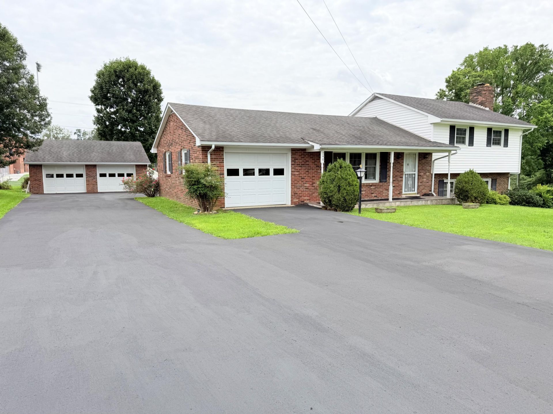 240 Hunter Street, Mount Vernon, KY 40456 Main Photo