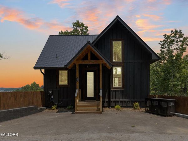 130 Jolene Way, Sevierville, TN 37876