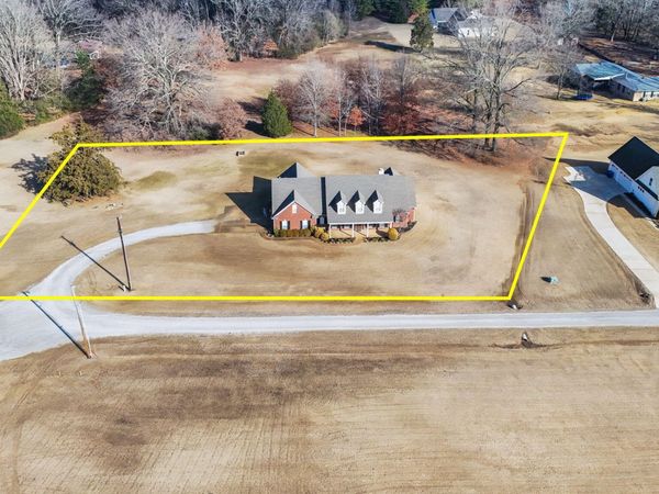 7247 Eastern Drive, Olive Branch, MS 38654