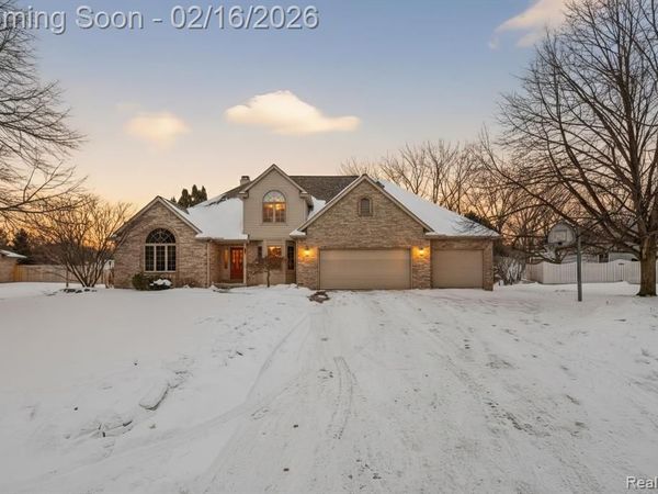 4593 Still Meadow Drive, Saginaw Twp, MI 48603
