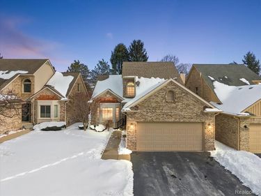 45325 Stonehedge Drive, Plymouth Twp, MI 48170