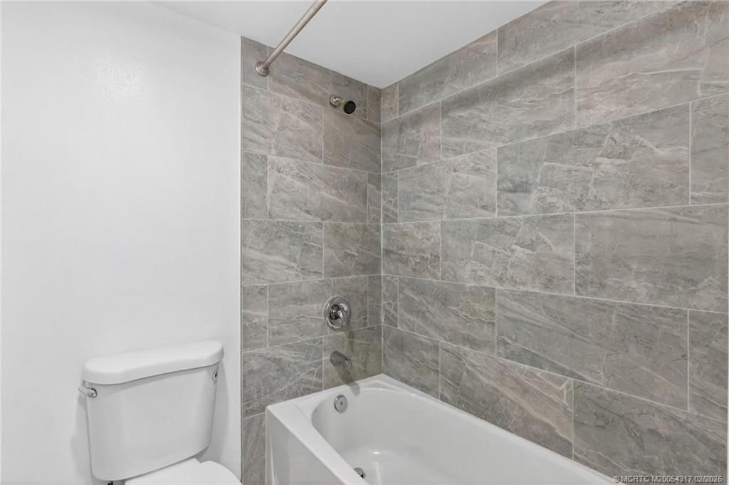 1564 SE Royal Green Circle, Unit 104, Port Saint Lucie, FL 34952 Photo